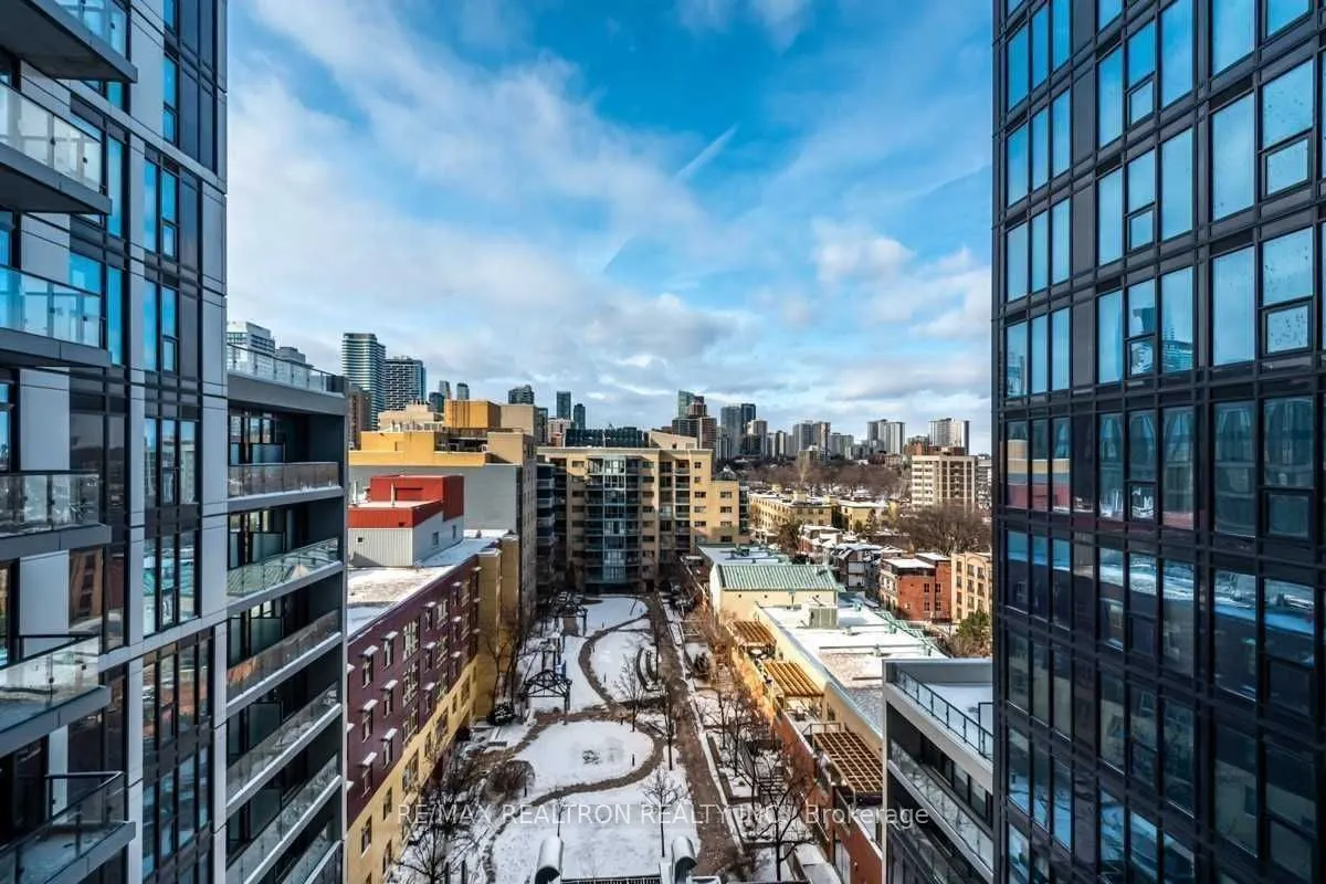 251 Jarvis Street, #906