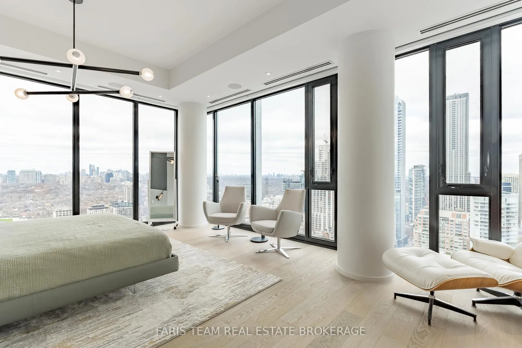 200 Cumberland Street, #3501