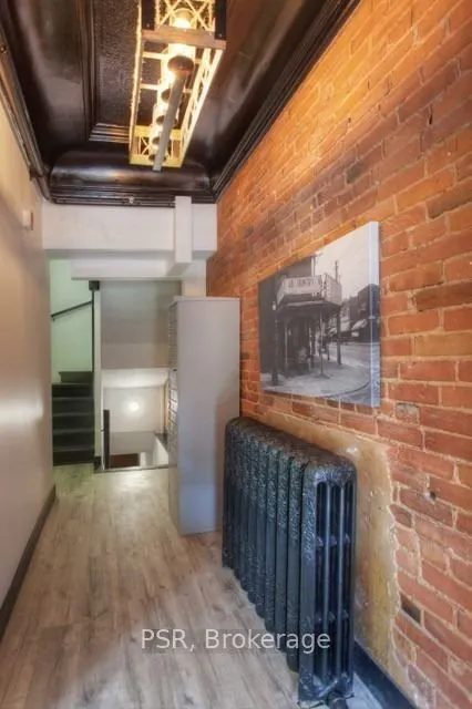 262 Sherbourne Street, #4