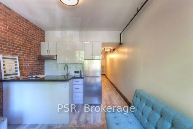 262 Sherbourne Street, #4