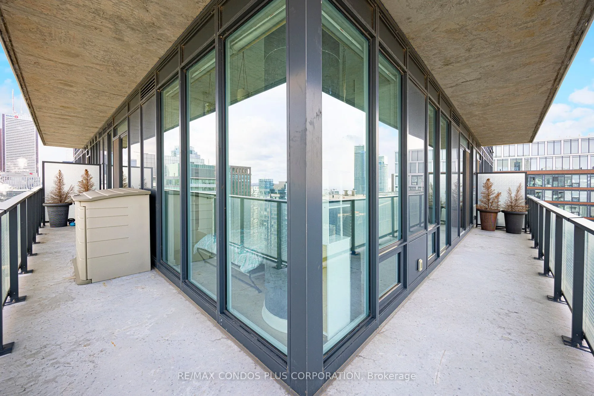 125 Blue Jays Way, #5303