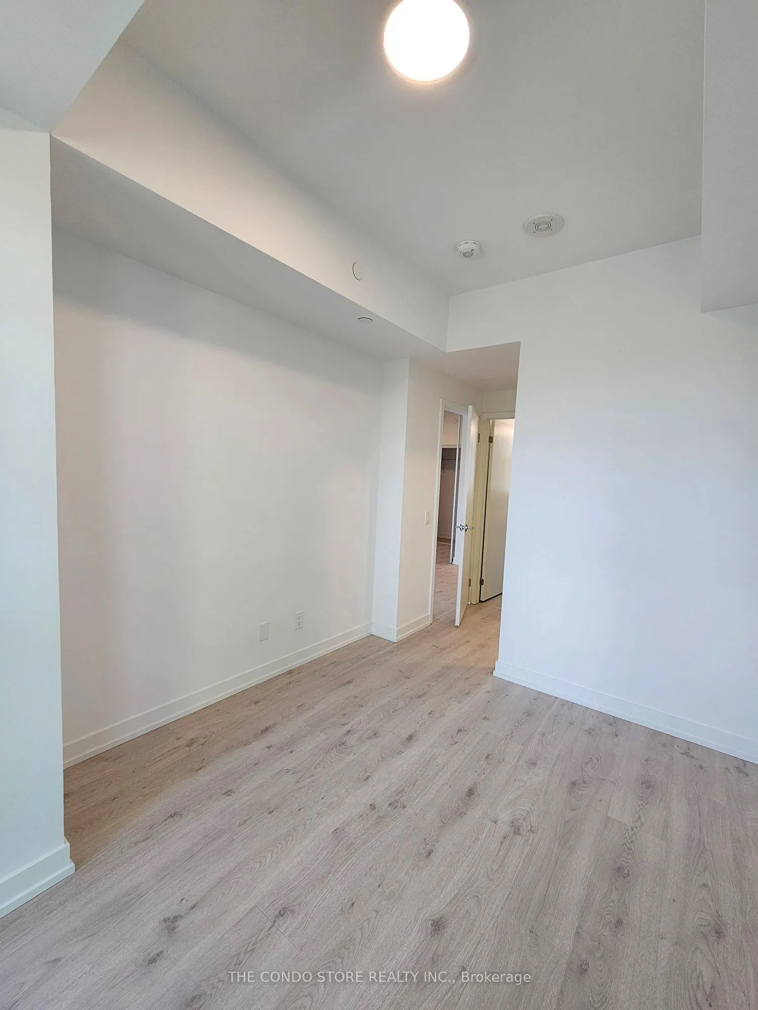 181 Sheppard Avenue E, #621