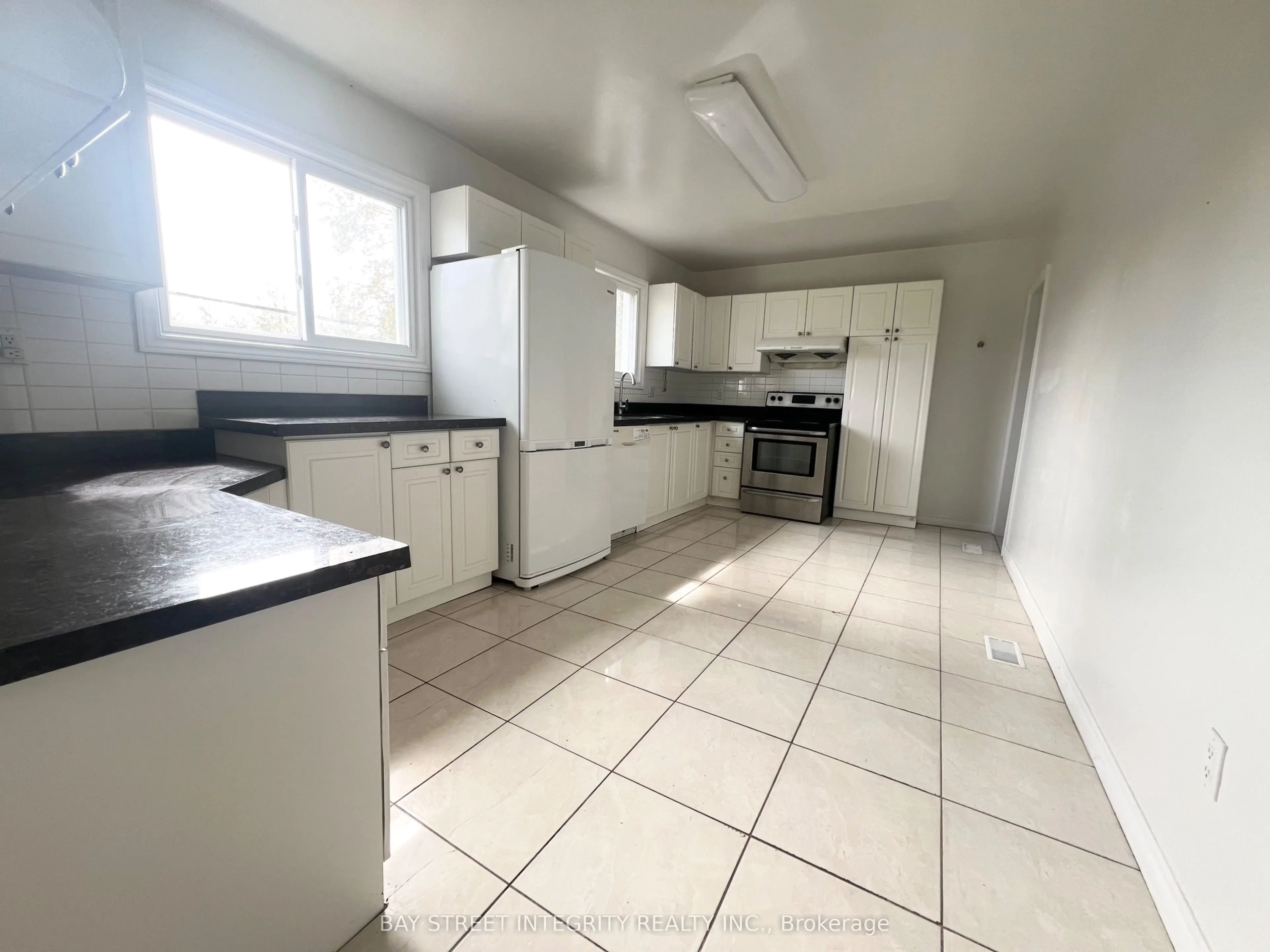 27 Tollerton Avenue