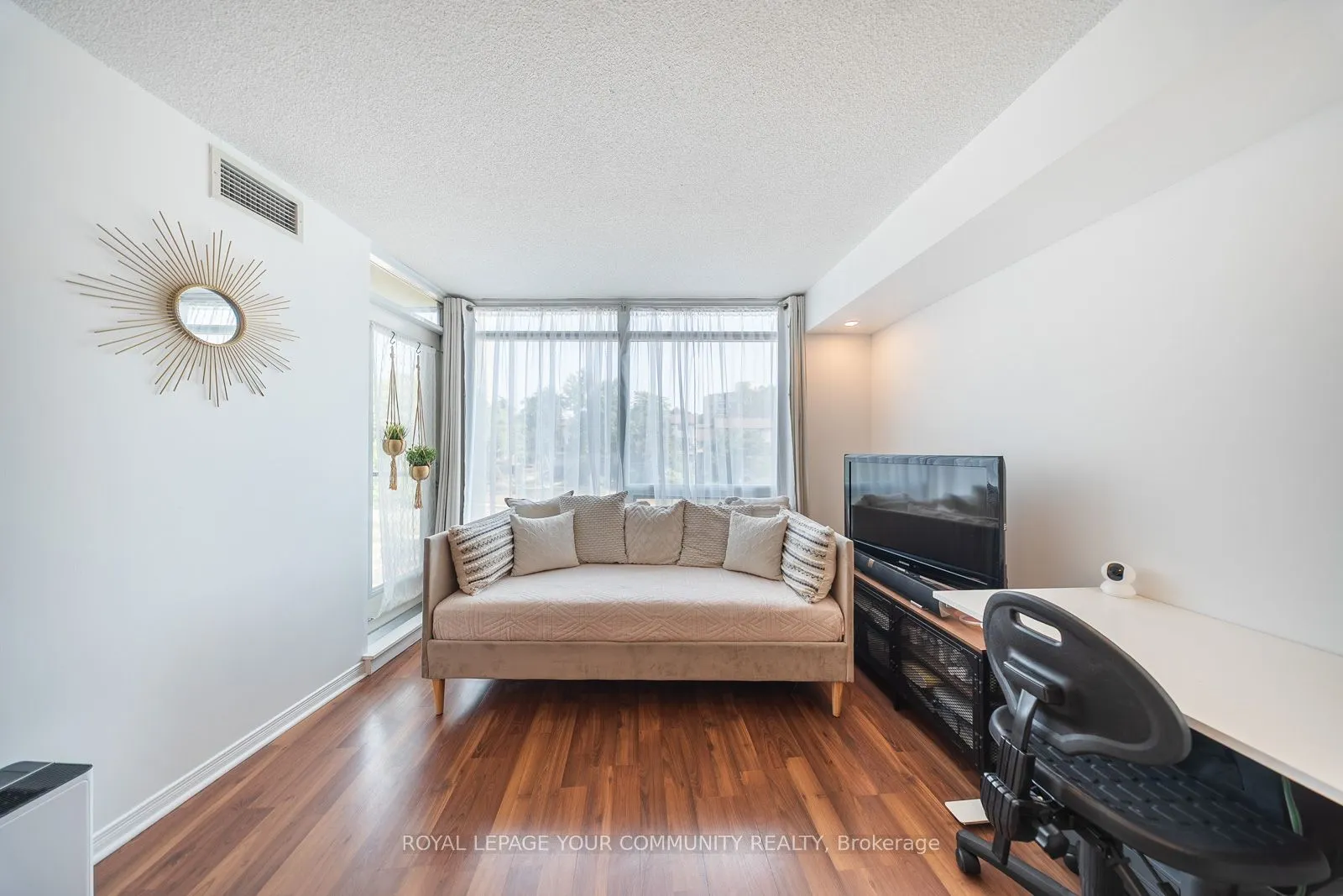 18 Valley Woods Road, #716