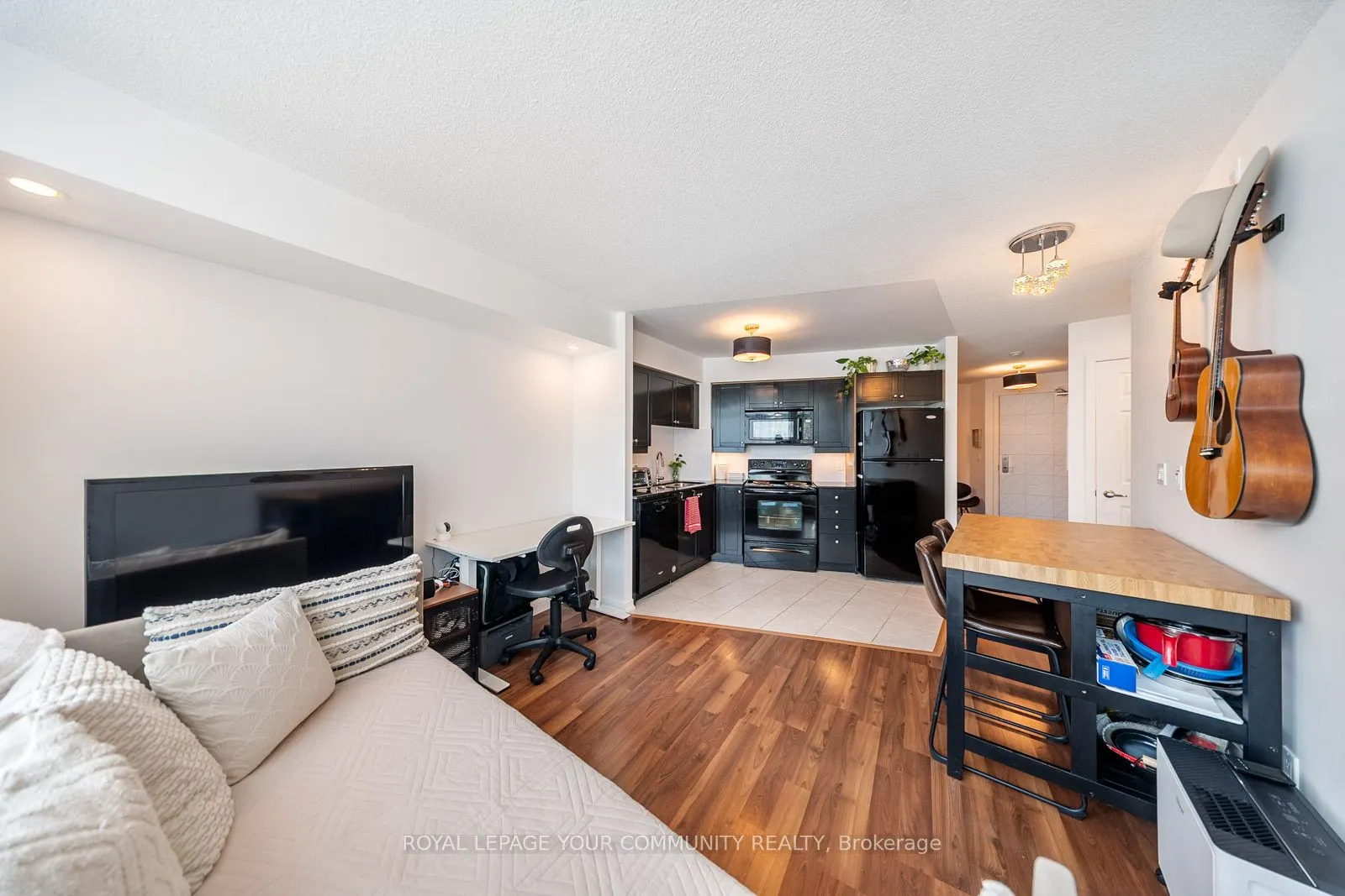 18 Valley Woods Road, #716