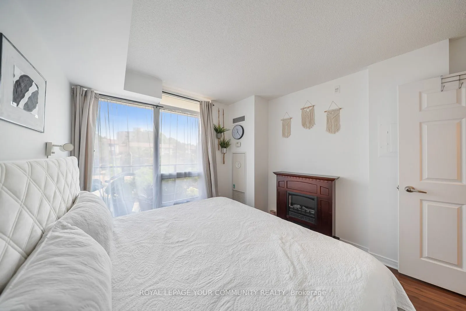 18 Valley Woods Road, #716