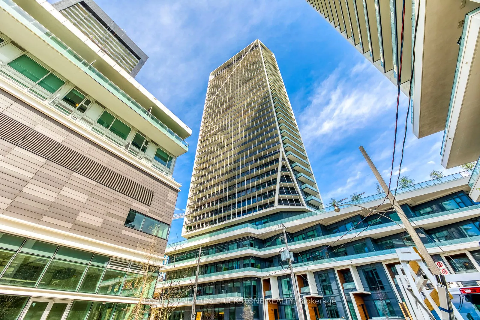 50 Ordnance Street, #2212