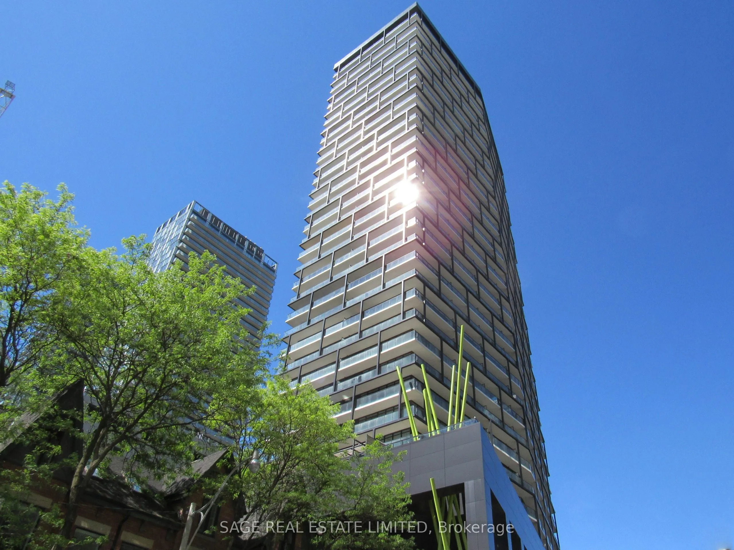 125 Peter Street, #2504