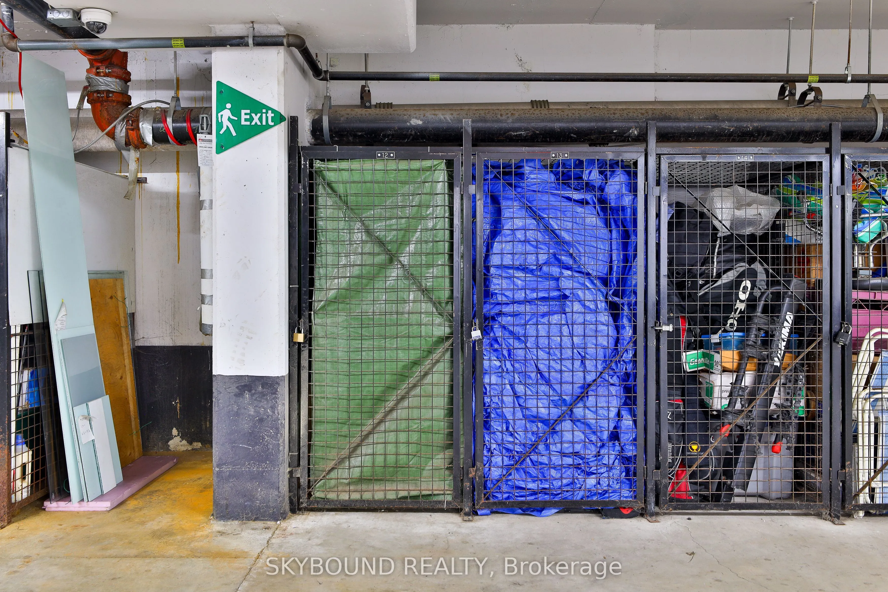 1636 Dundas Street W, #5