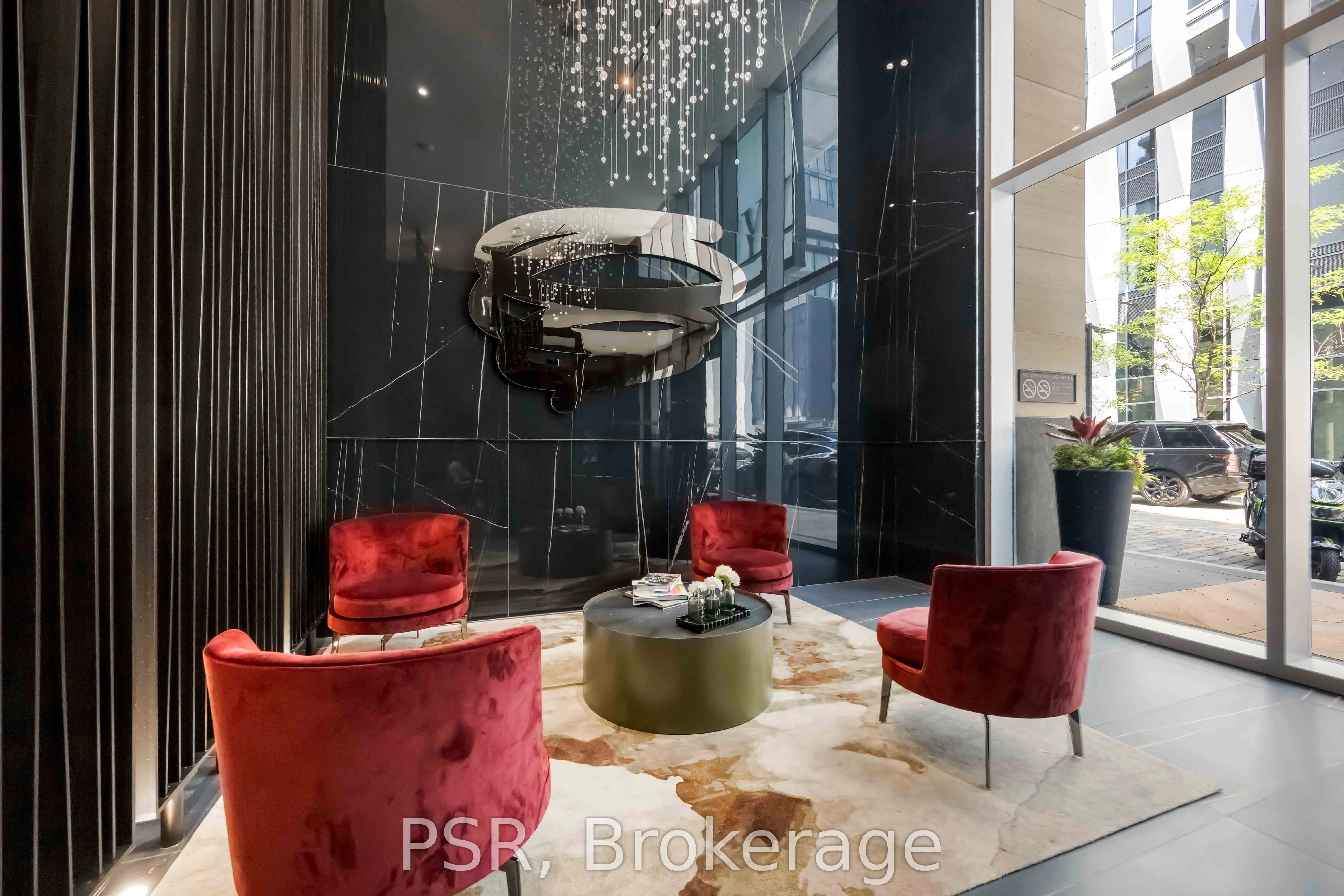 11 Yorkville Avenue, #4410