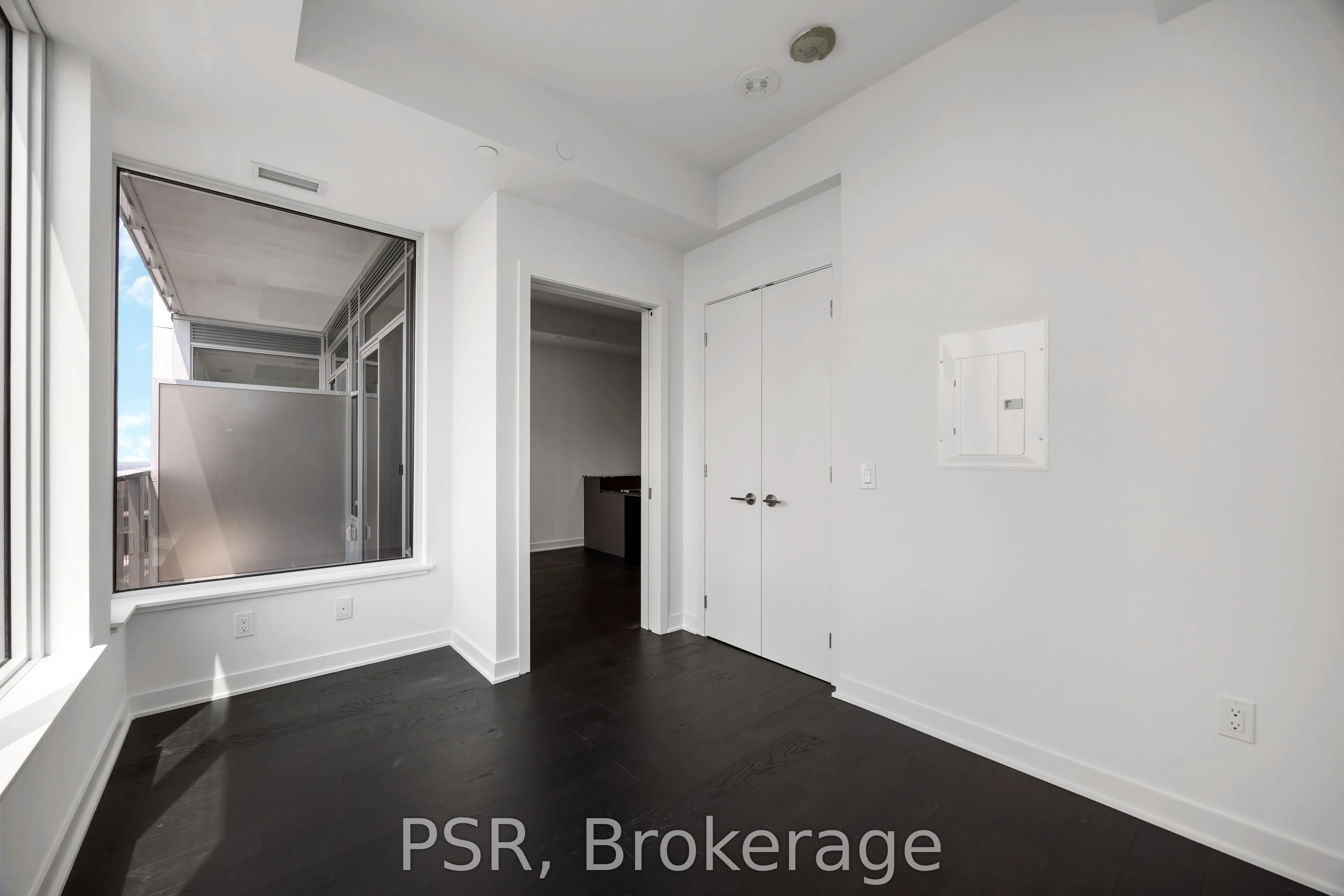 11 Yorkville Avenue, #4410