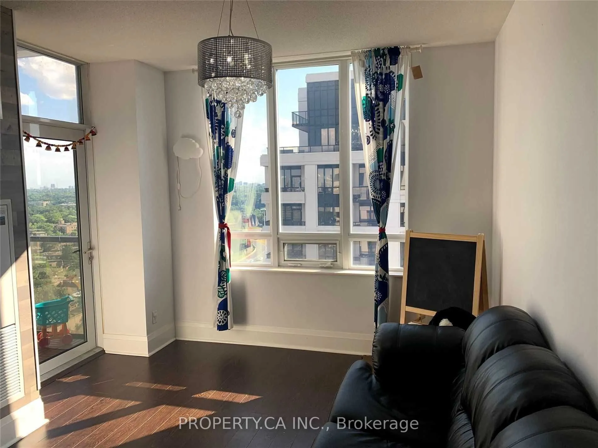 100 Harrison Garden Boulevard, #1914