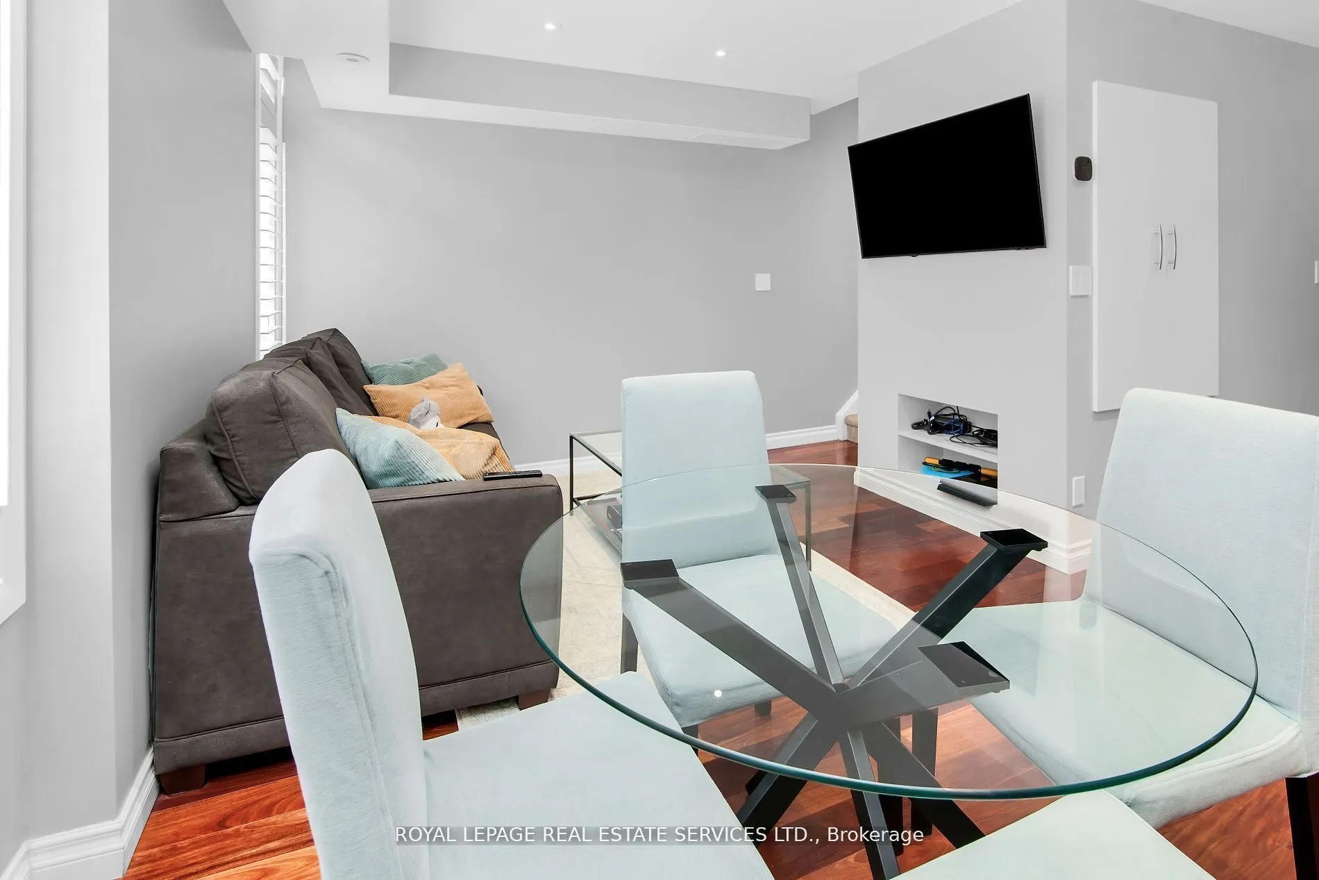 415 Jarvis Street, #359