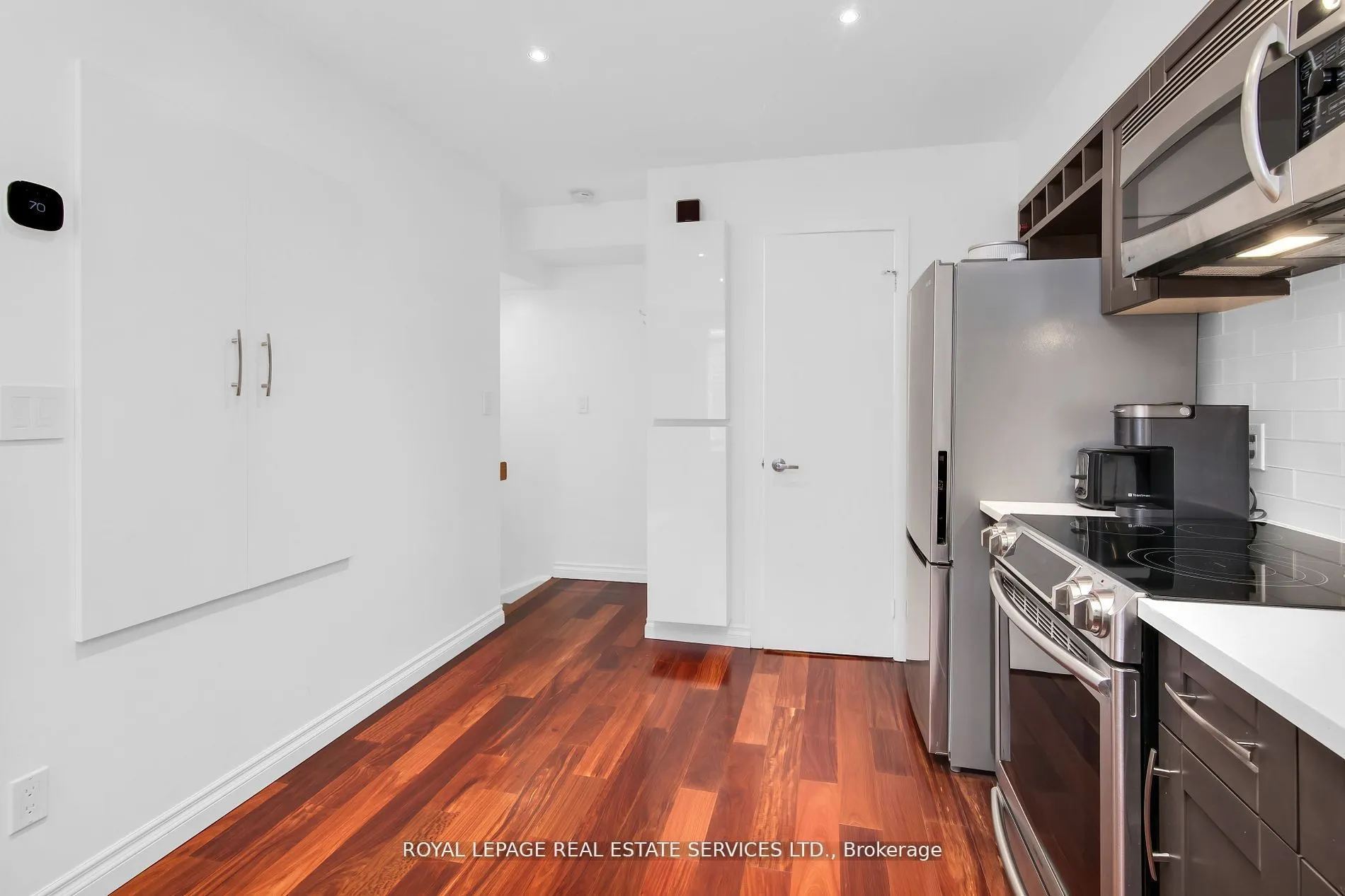 415 Jarvis Street, #359