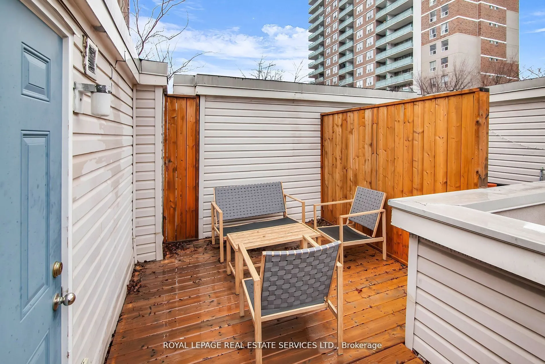 415 Jarvis Street, #359