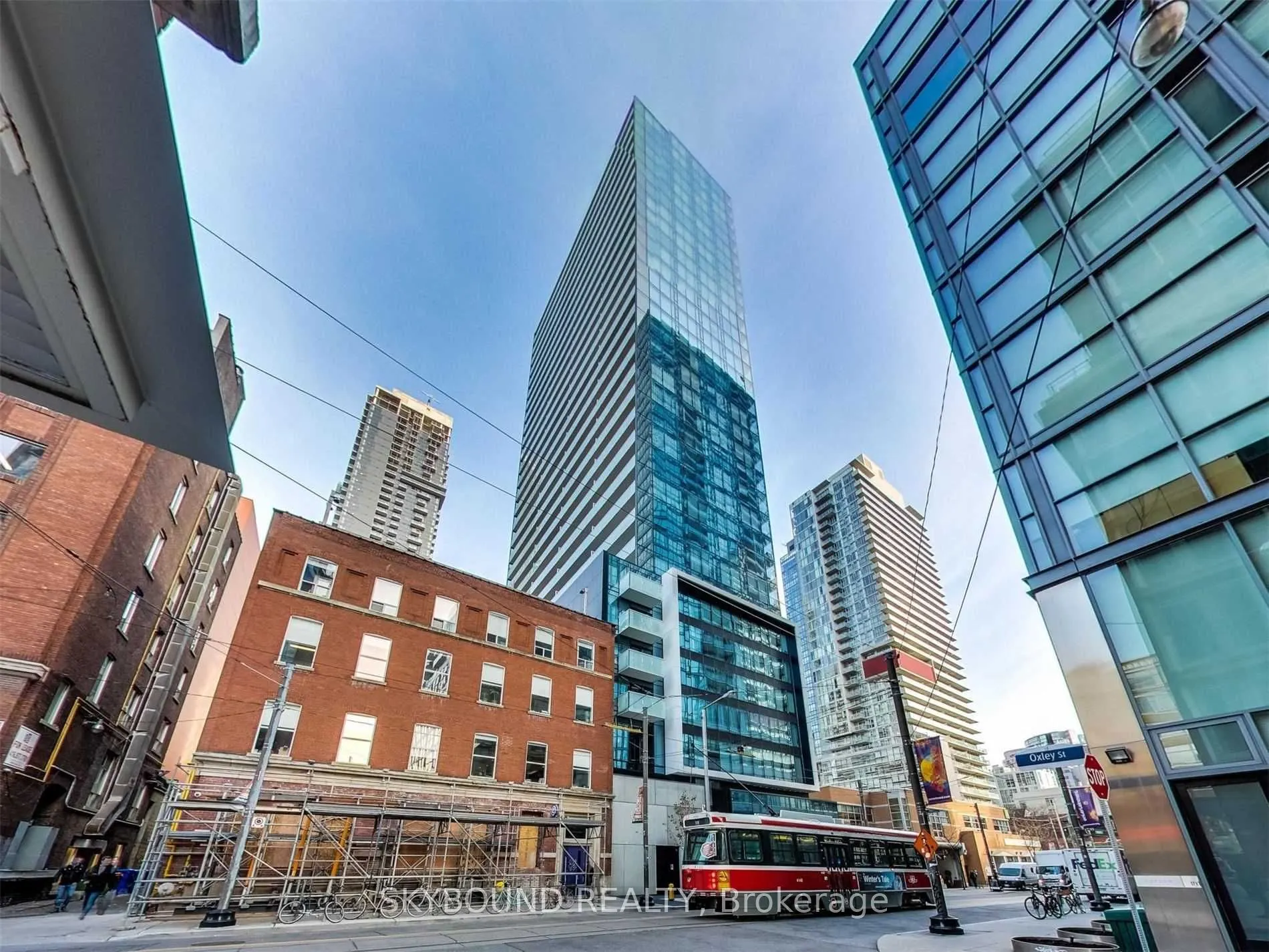 11 Charlotte Street, #608