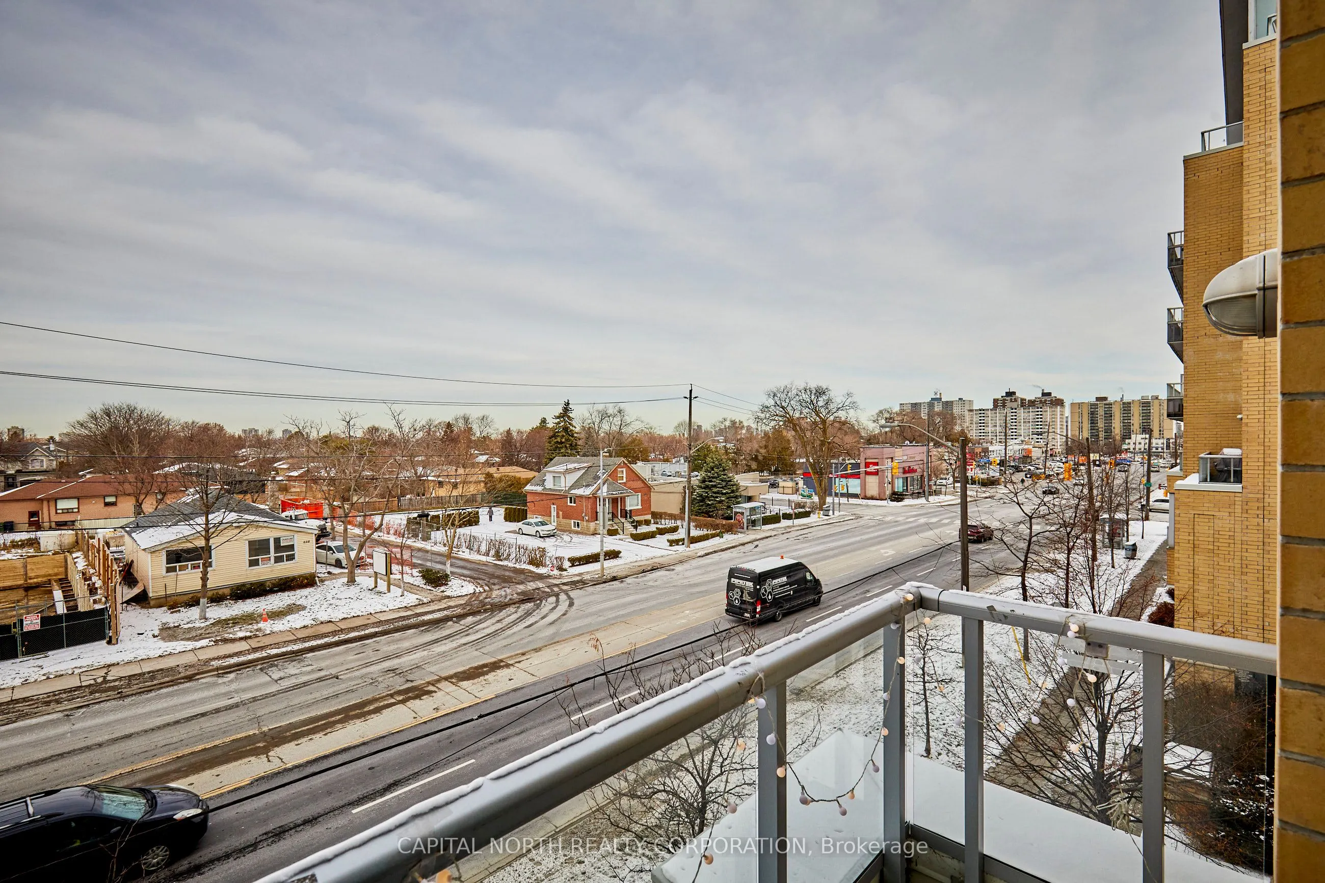 701 Sheppard Avenue W, #313