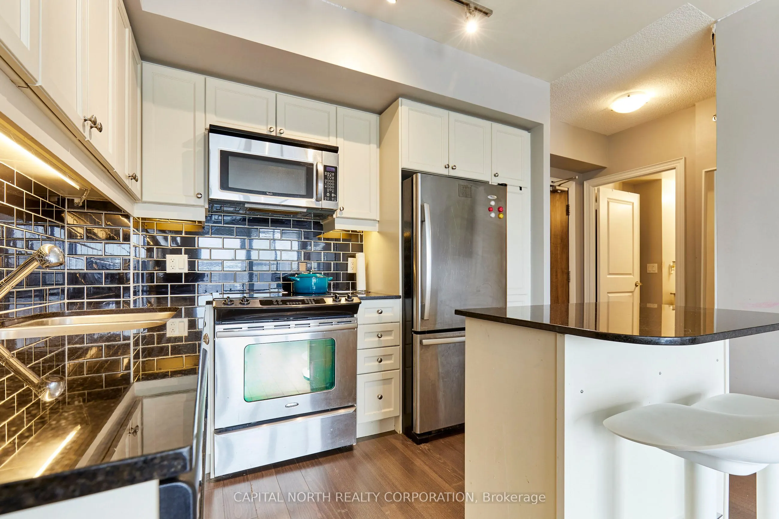 701 Sheppard Avenue W, #313