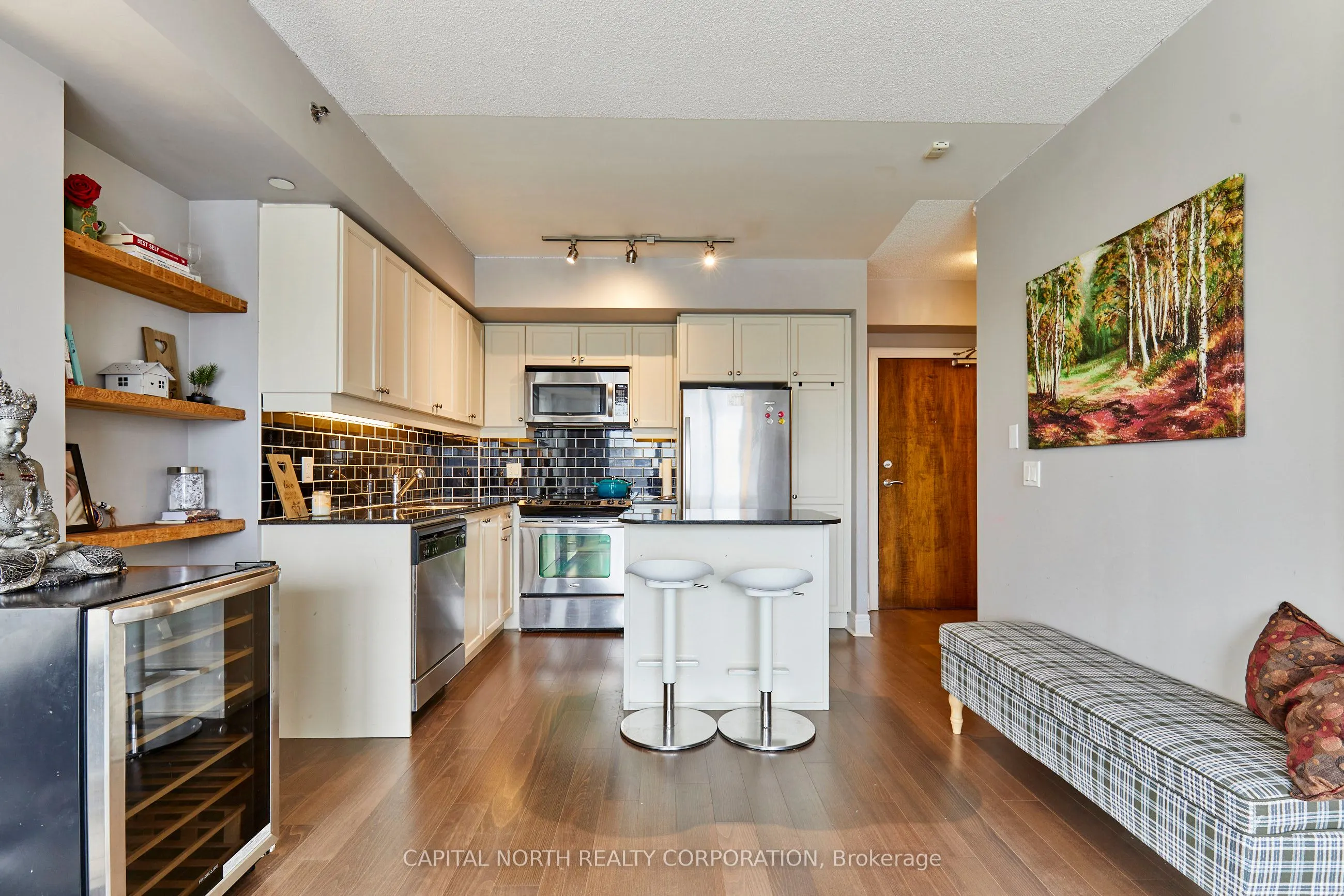 701 Sheppard Avenue W, #313