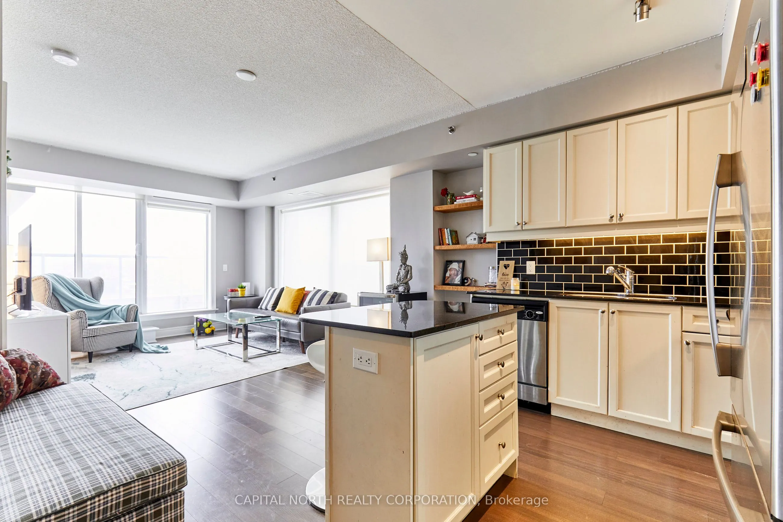 701 Sheppard Avenue W, #313