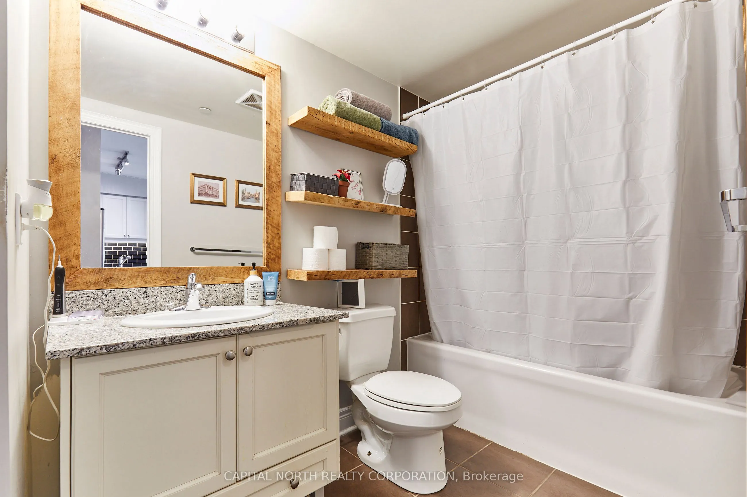 701 Sheppard Avenue W, #313