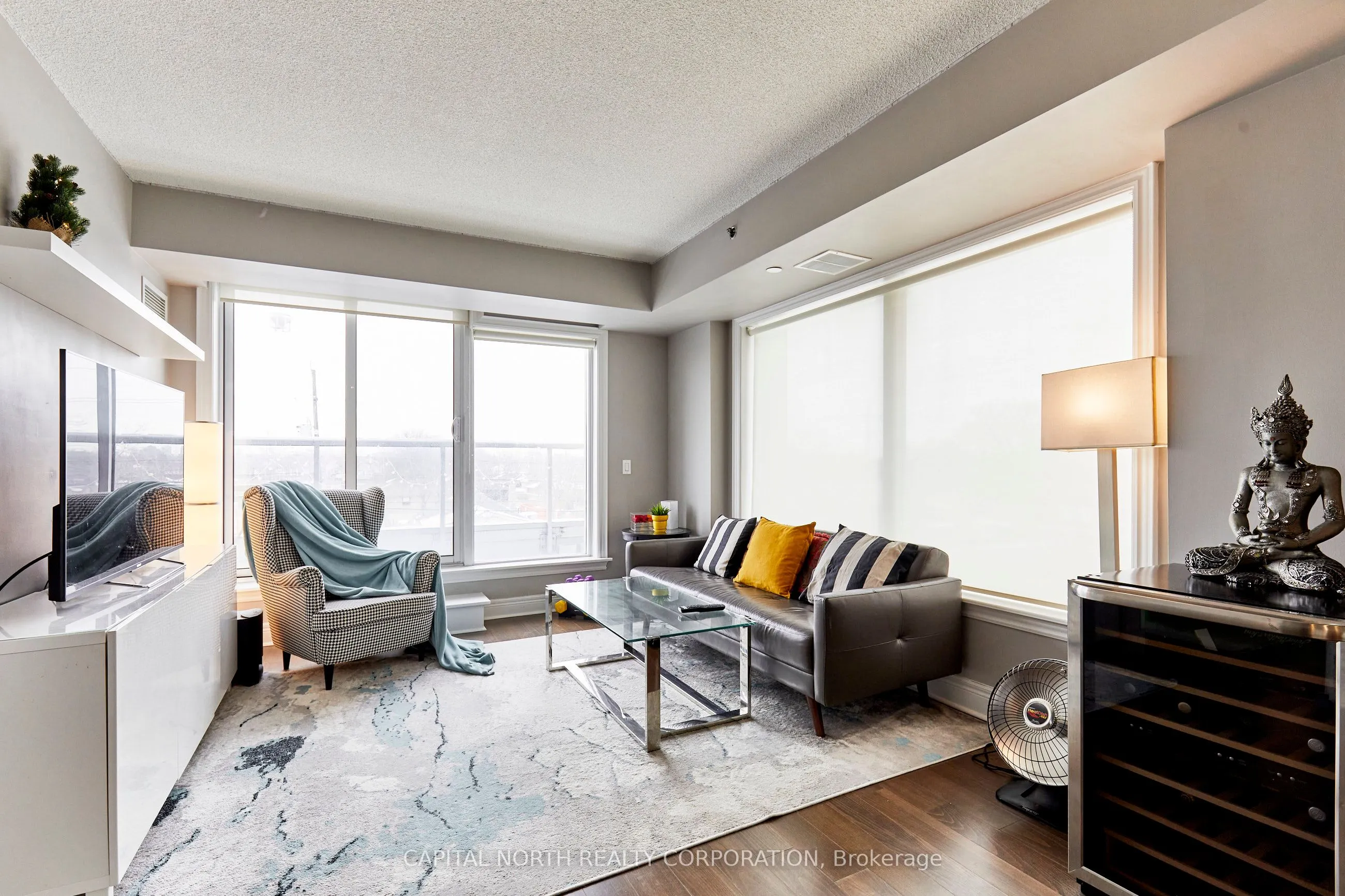 701 Sheppard Avenue W, #313