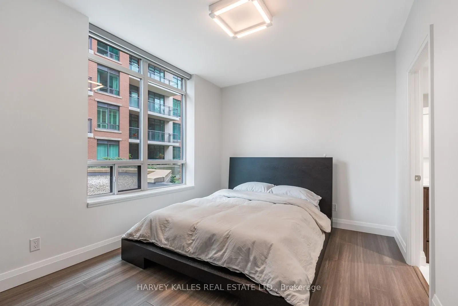 319 Merton Street, #219