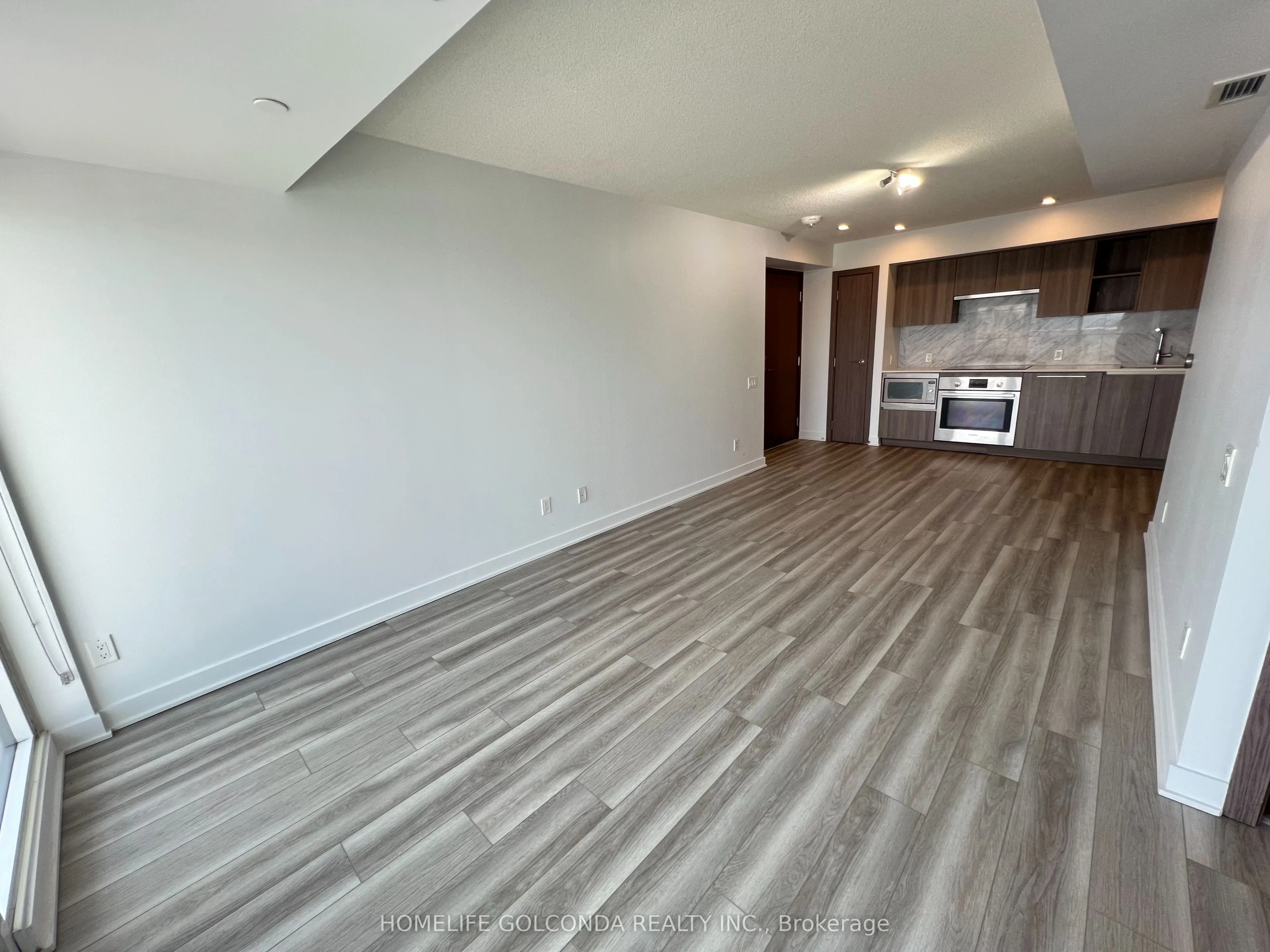 17 Bathurst Street, #2515