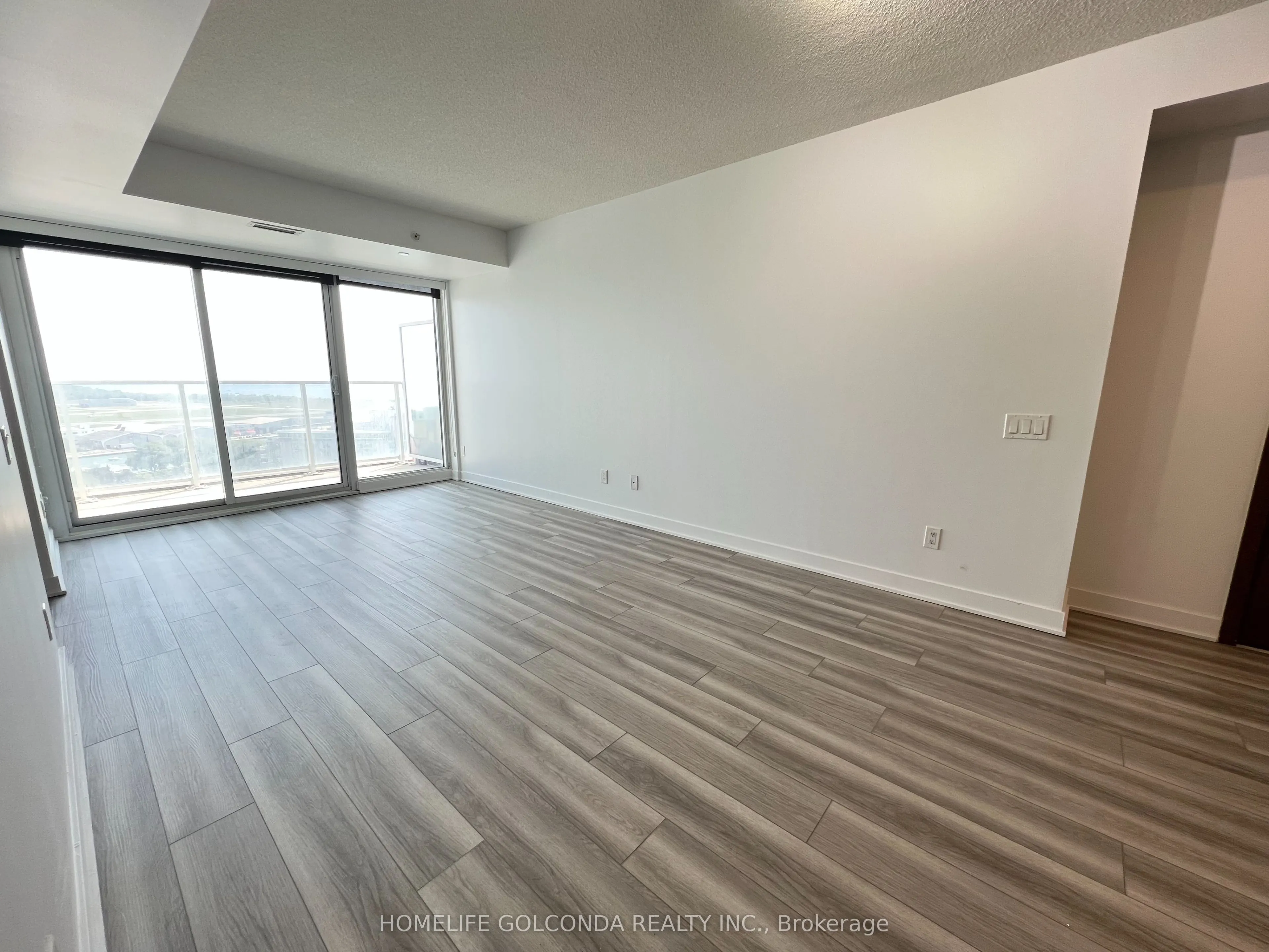17 Bathurst Street, #2515