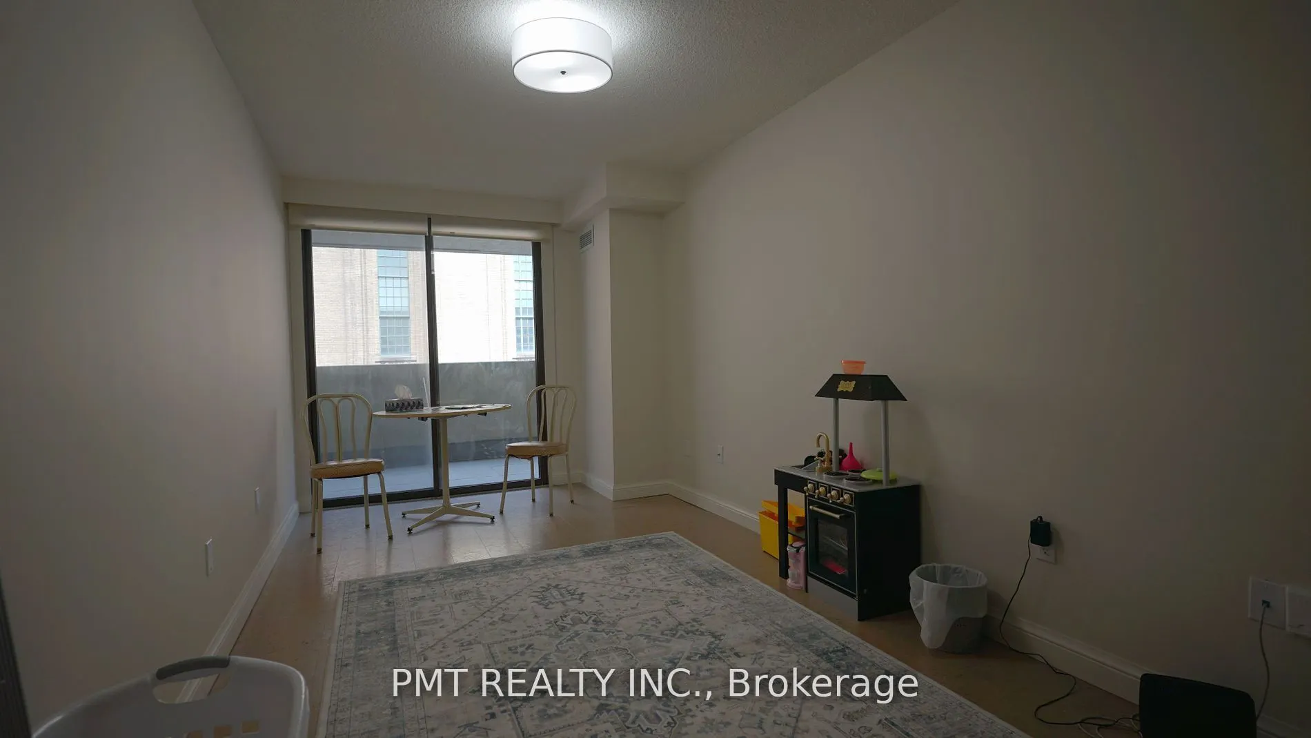 45 Carlton Street, #312