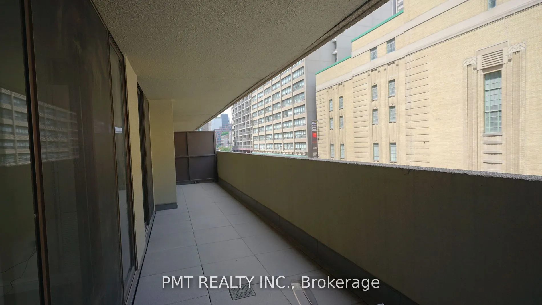 45 Carlton Street, #312
