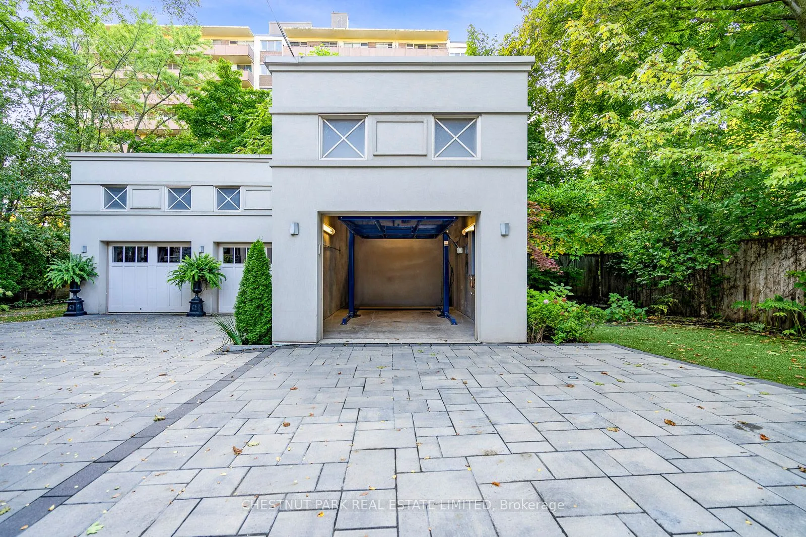 40 Admiral Road
