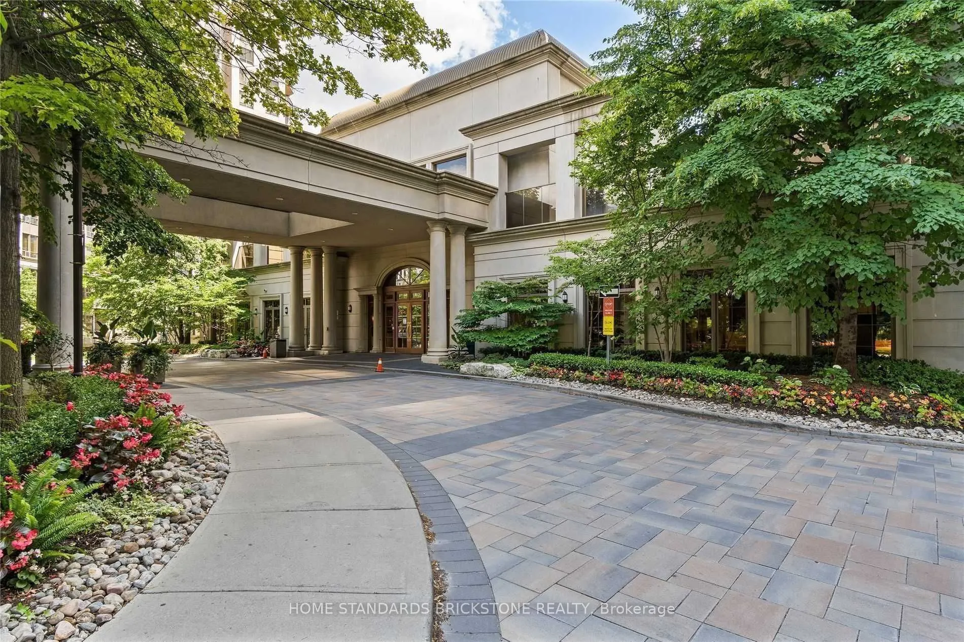 80 Harrison Garden Boulevard, #1128