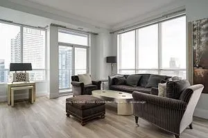 21 Balmuto Street, #Ph 3501