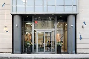 21 Balmuto Street, #Ph 3501