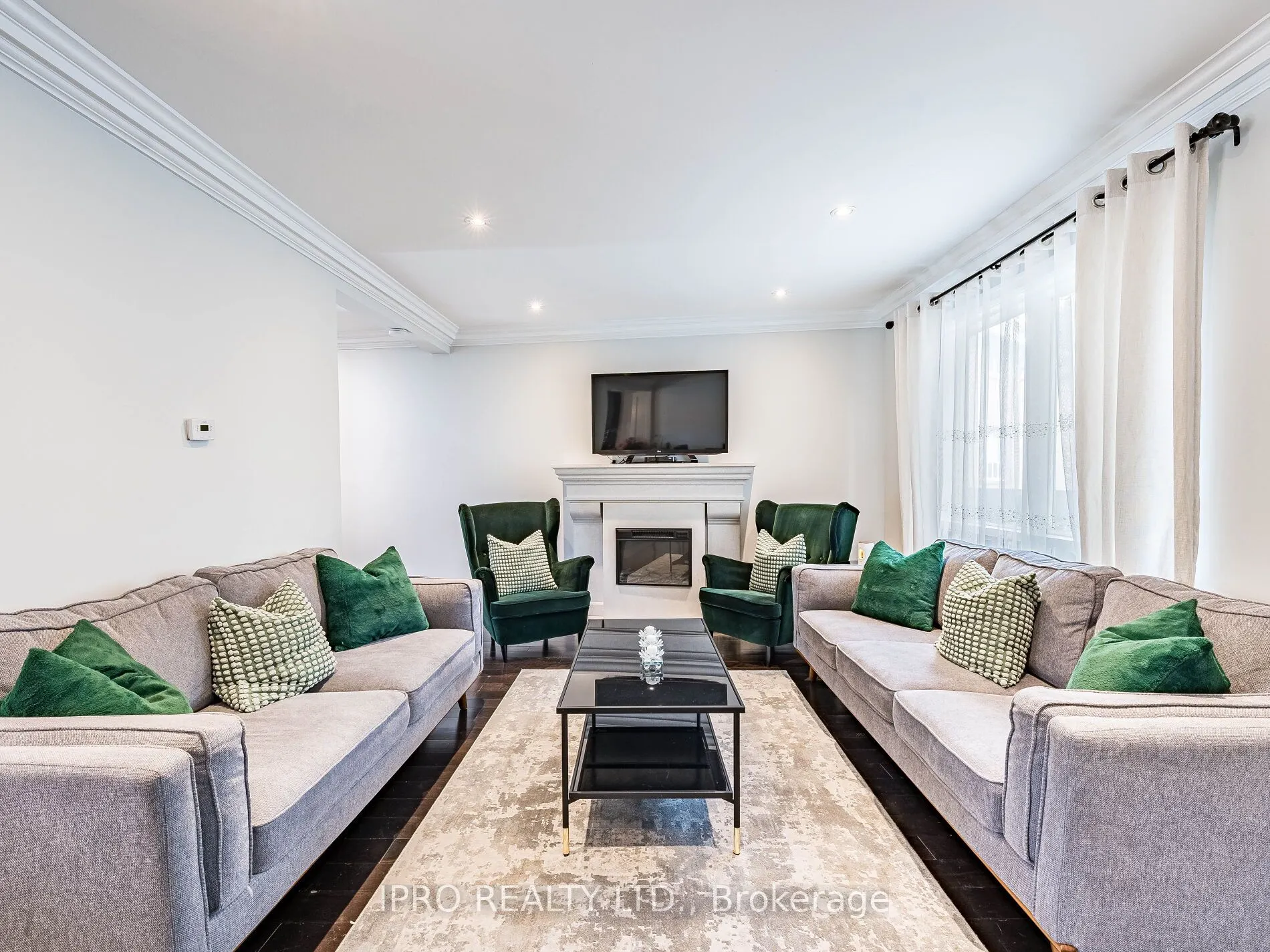 55 Rameau Drive, #210