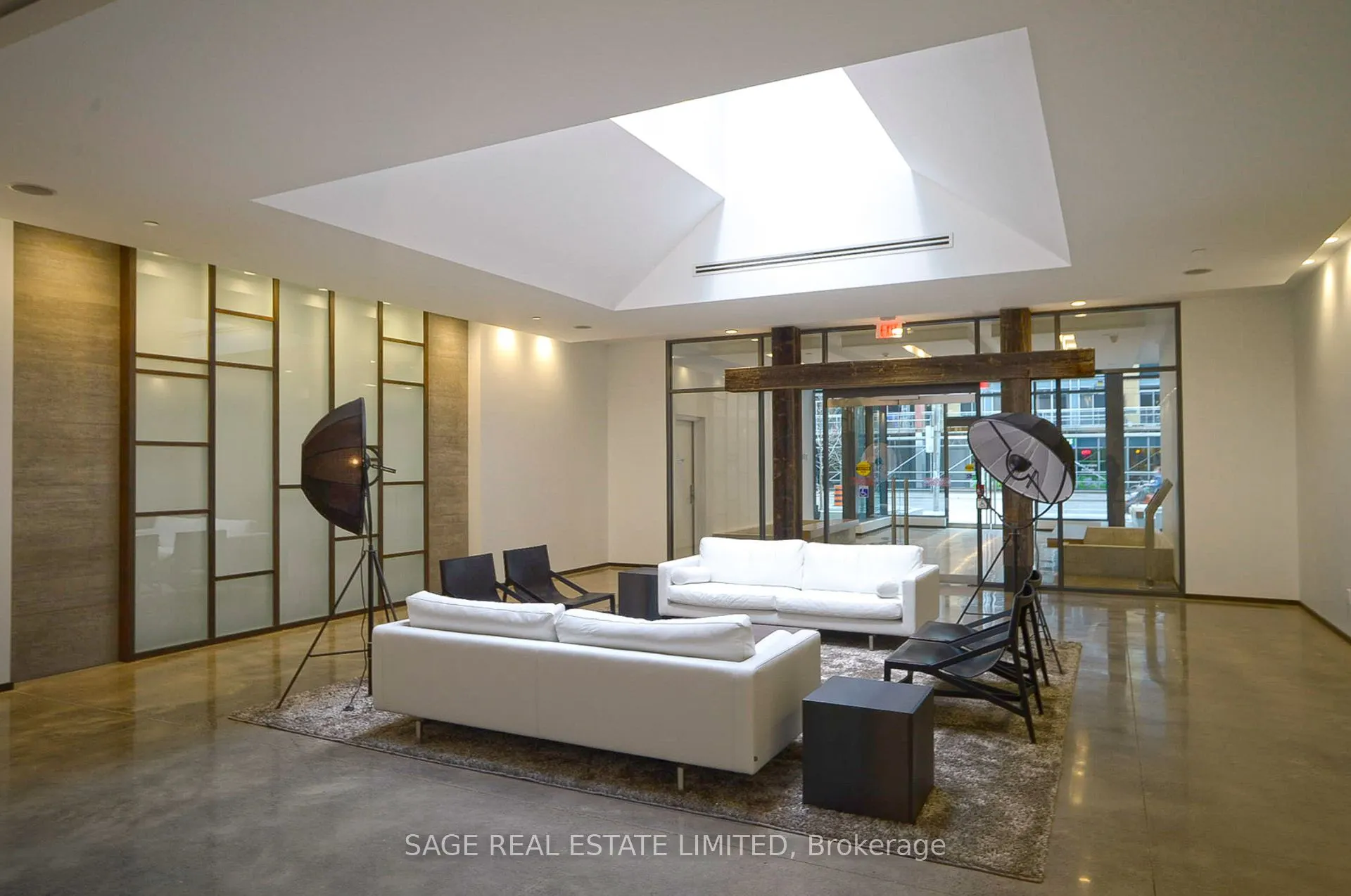 1030 King Street W, #445