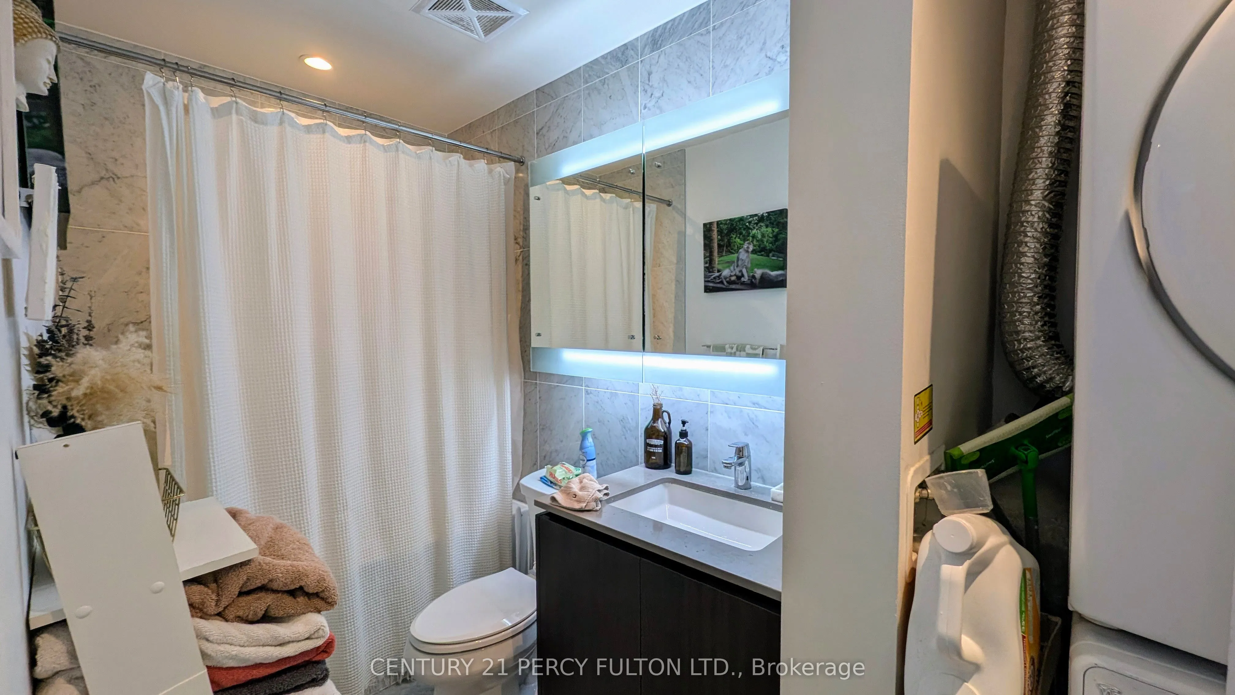 70 Queens Wharf Road, #3311