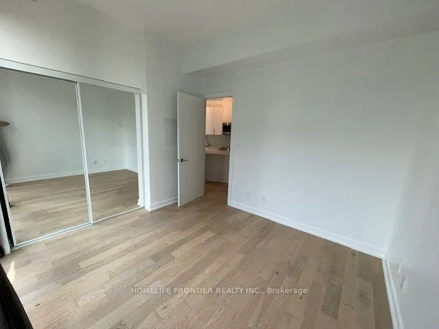20 Bruyeres Mews, #1513