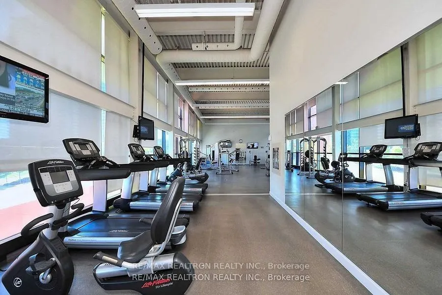 19 Singer Court, #1109A
