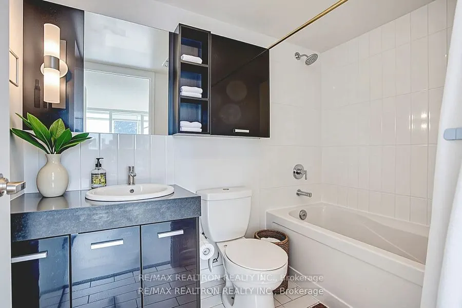 19 Singer Court, #1109A