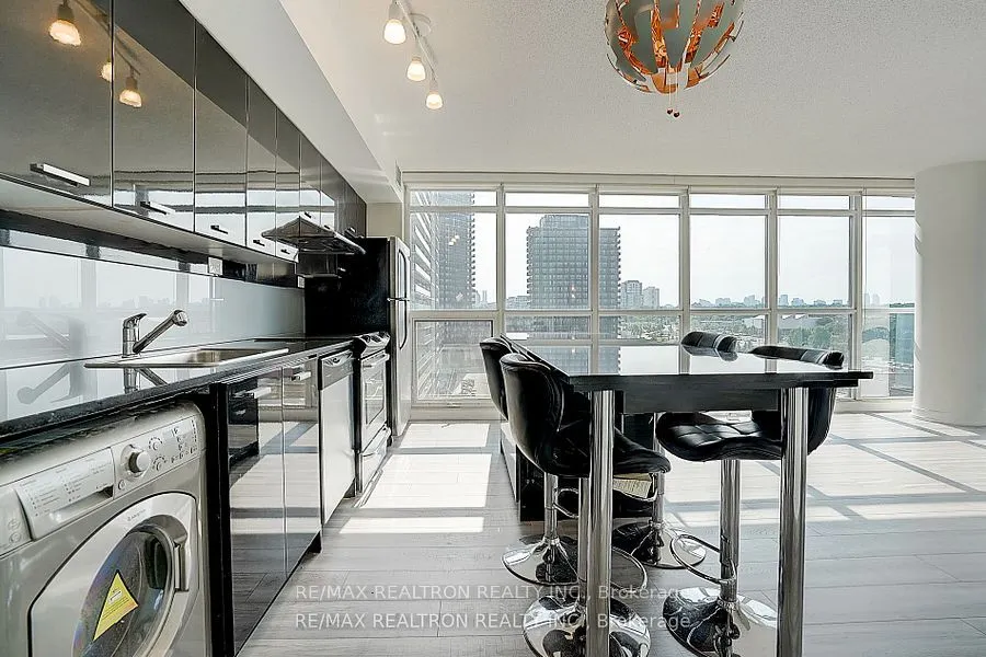 19 Singer Court, #1109A