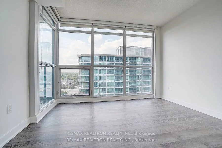 19 Singer Court, #1109A