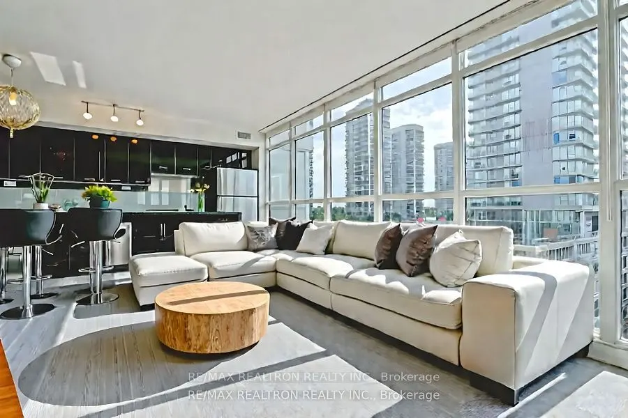 19 Singer Court, #1109A