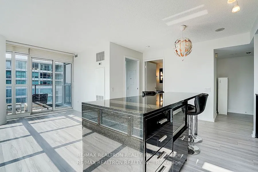 19 Singer Court, #1109A
