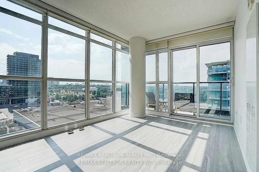 19 Singer Court, #1109A