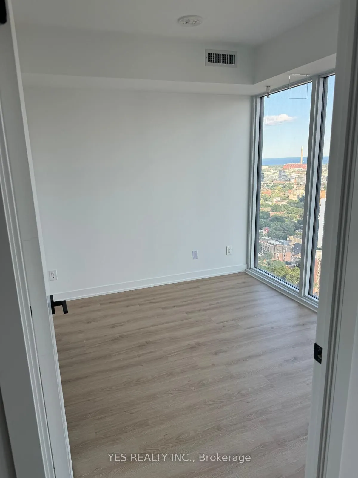 319 Jarvis Street S, #4217