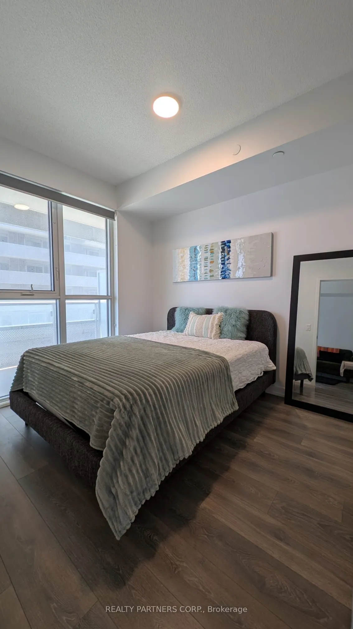 15 Lower Jarvis Street, #517