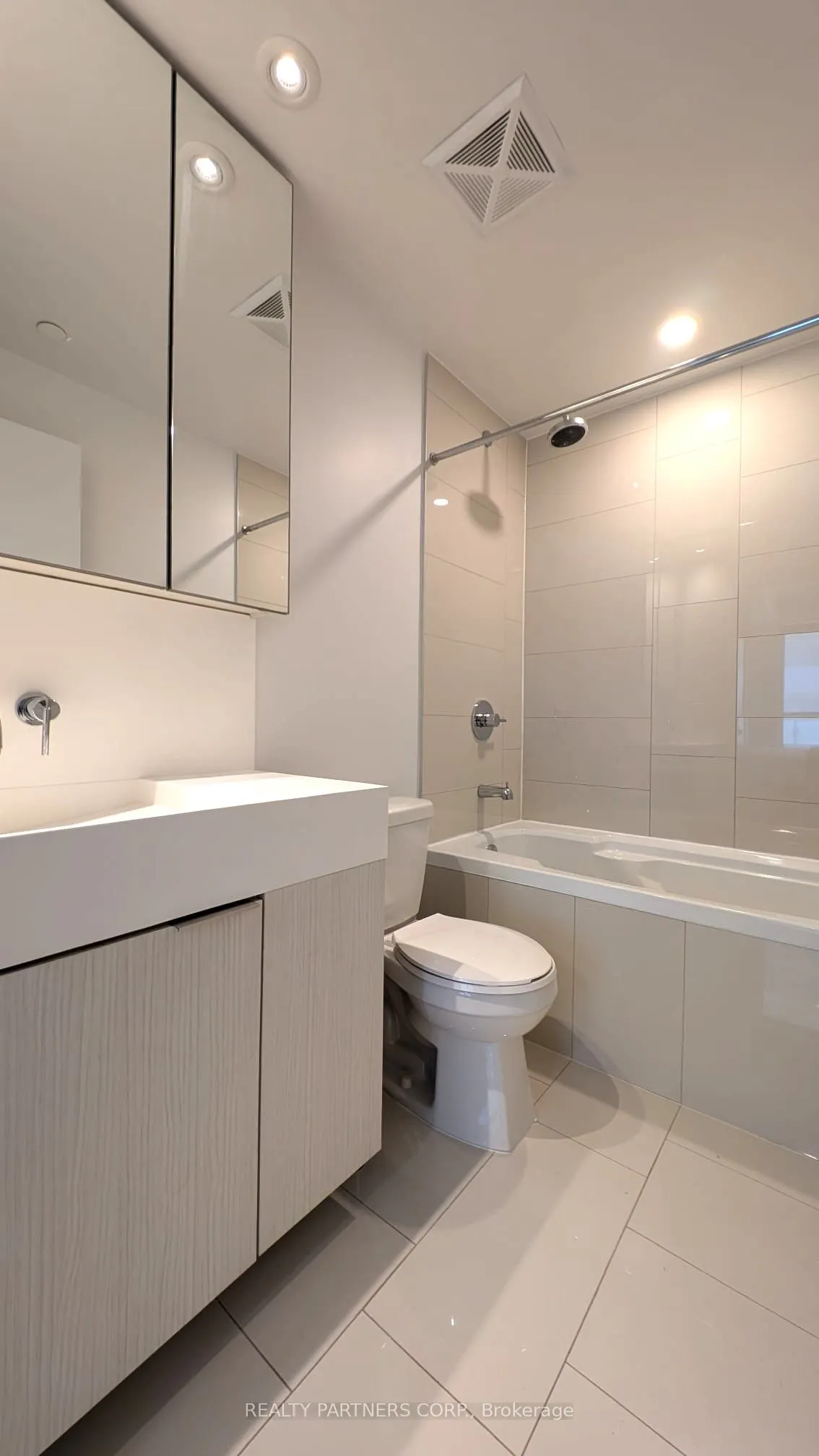15 Lower Jarvis Street, #517