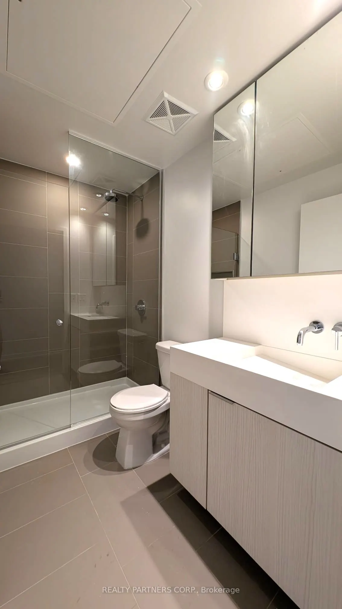 15 Lower Jarvis Street, #517